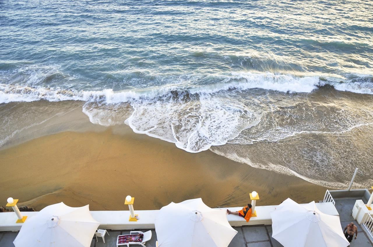 Hotel Caracoles Manzanillo Esterno foto